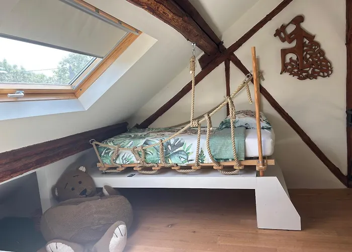 Oda ve Kahvaltı Gilles De 4*